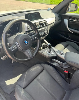 BMW Seria 1 cena 120000 przebieg: 46000, rok produkcji 2019 z Ząbki małe 172